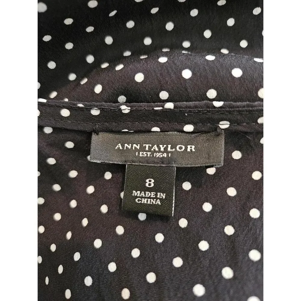 Ann Taylor size 8 black & white dot ruched sleeve silk blouse - Picture 3 of 3
